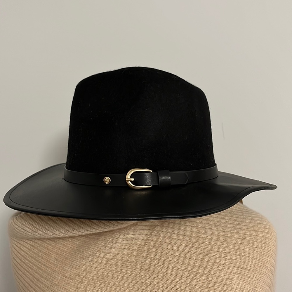 Steve Madden Black Felt Faux Leather Belt Trim Fedora